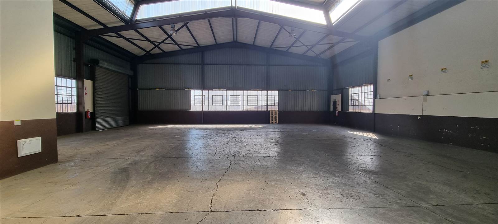 750  m² Industrial space in Anderbolt photo number 8