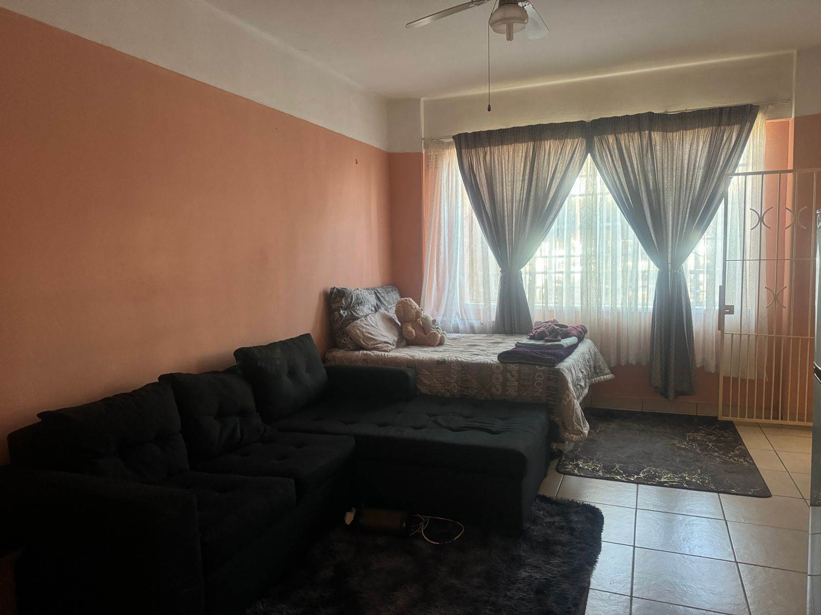 1 Bed Flat in West Turffontein photo number 13