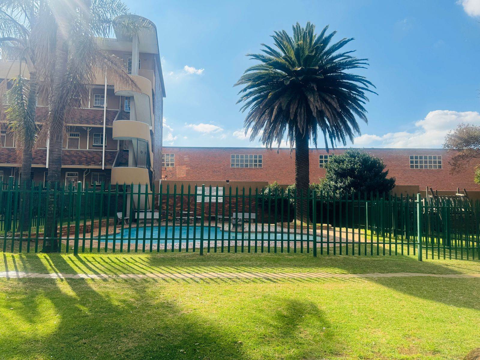 1 Bed Flat in West Turffontein photo number 16