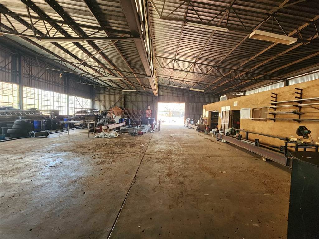 780  m² Industrial space in Thabazimbi photo number 3