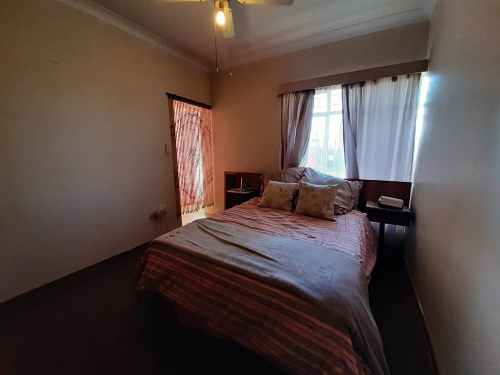 3 Bed House in Potchefstroom Central photo number 17