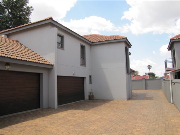 4 Bed Townhouse