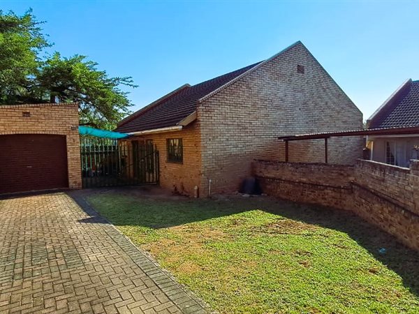 3 Bedroom House 3 Bedroom House