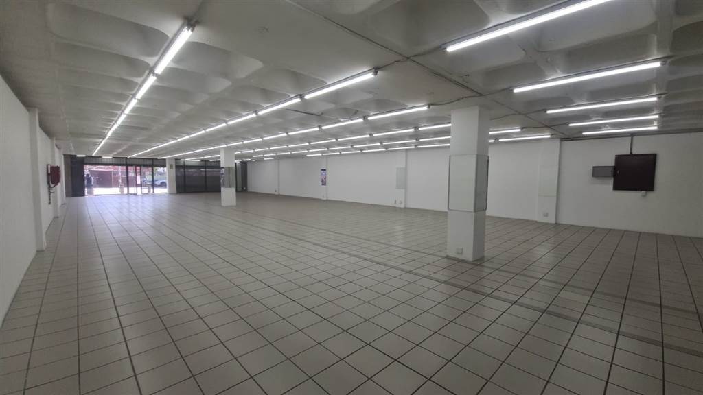 415  m² Commercial space in Pretoria Central photo number 4