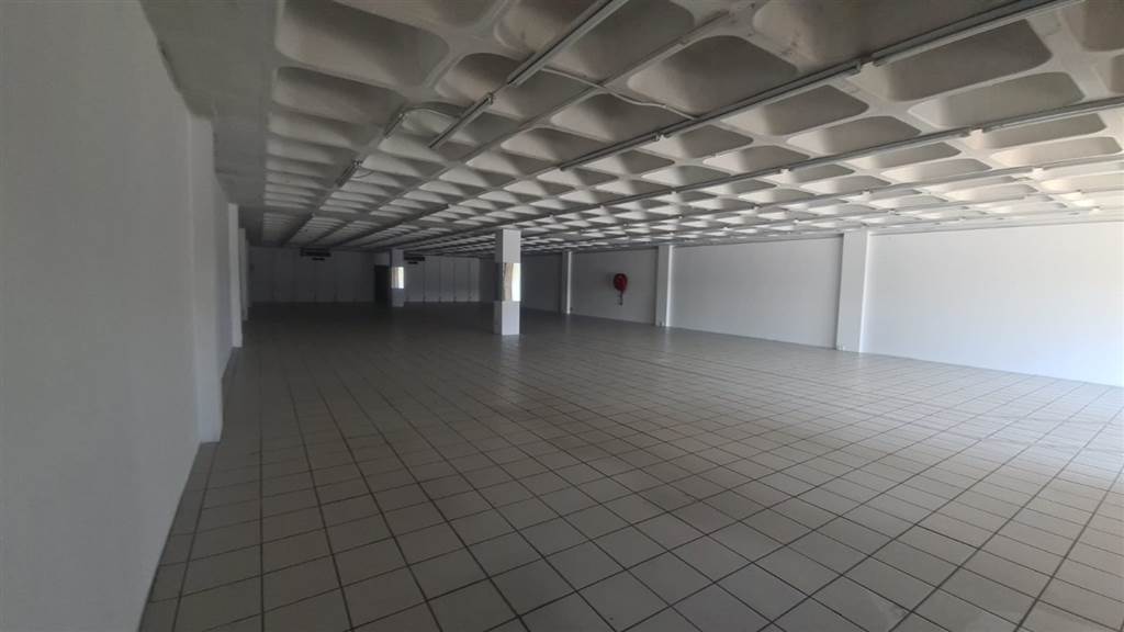 415  m² Commercial space in Pretoria Central photo number 6