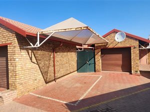 2 Bed Townhouse in Vanderbijlpark CW3