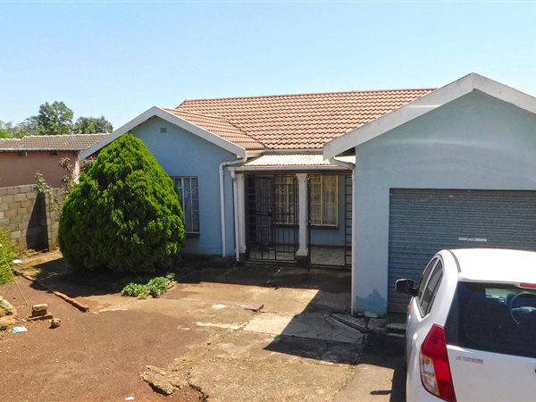 3 Bed House in Edendale