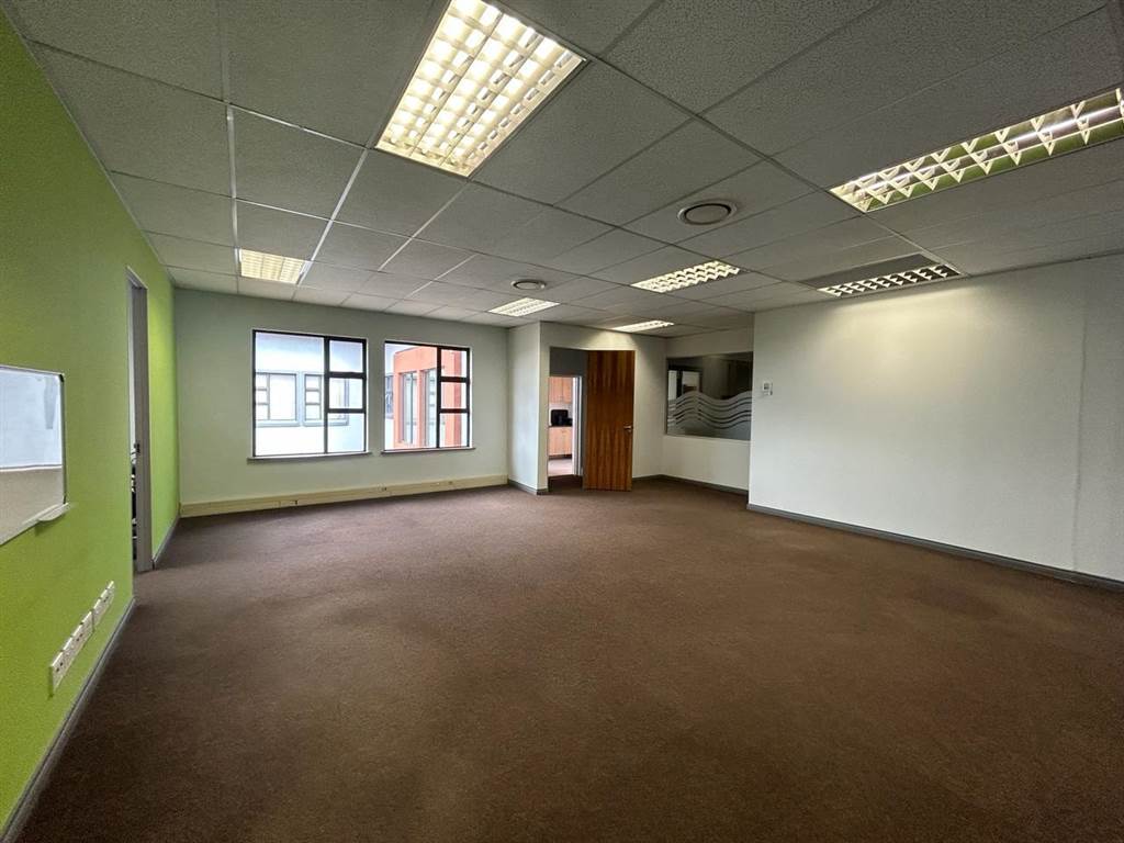 84  m² Commercial space in Allens Nek photo number 7