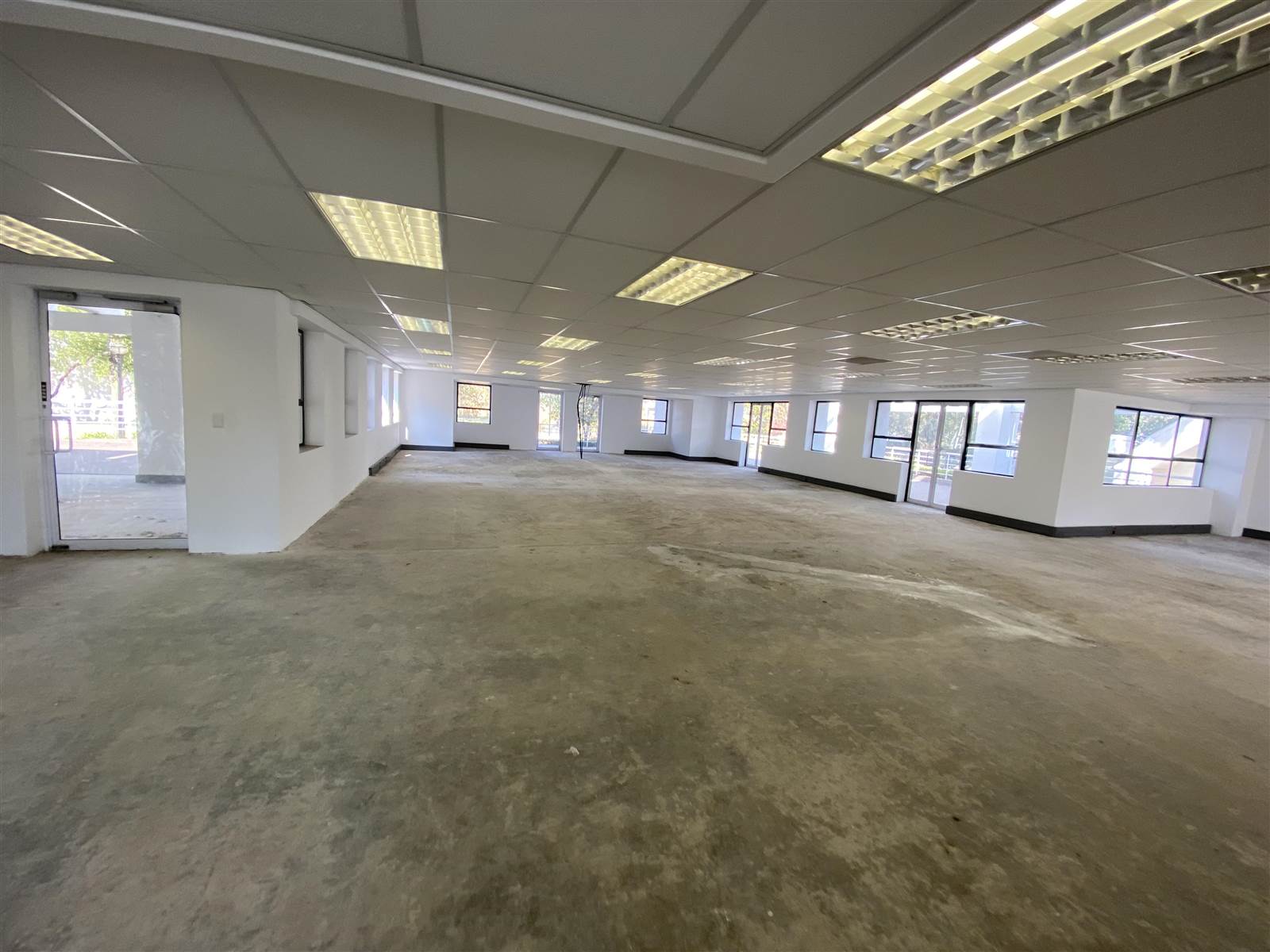 734  m² Commercial space in Woodmead photo number 6