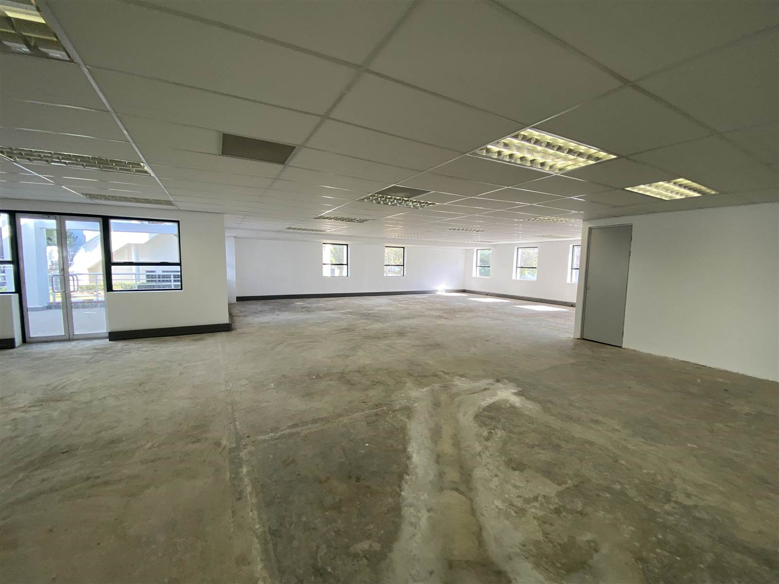 734  m² Commercial space in Woodmead photo number 18