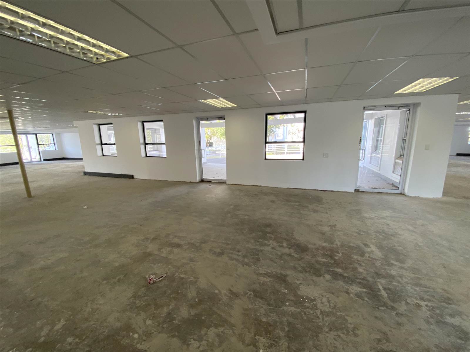 734  m² Commercial space in Woodmead photo number 8