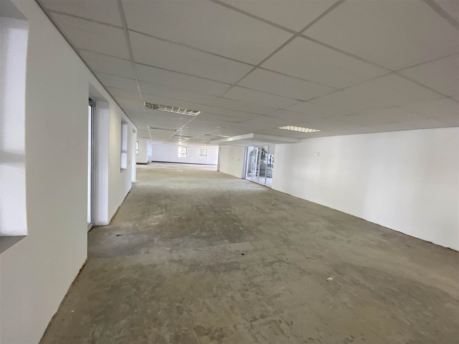 734  m² Commercial space in Woodmead photo number 16