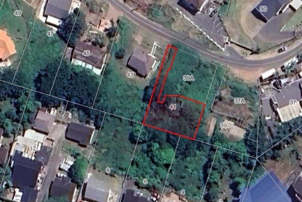 1256 m² Land available in Bayview photo number 1