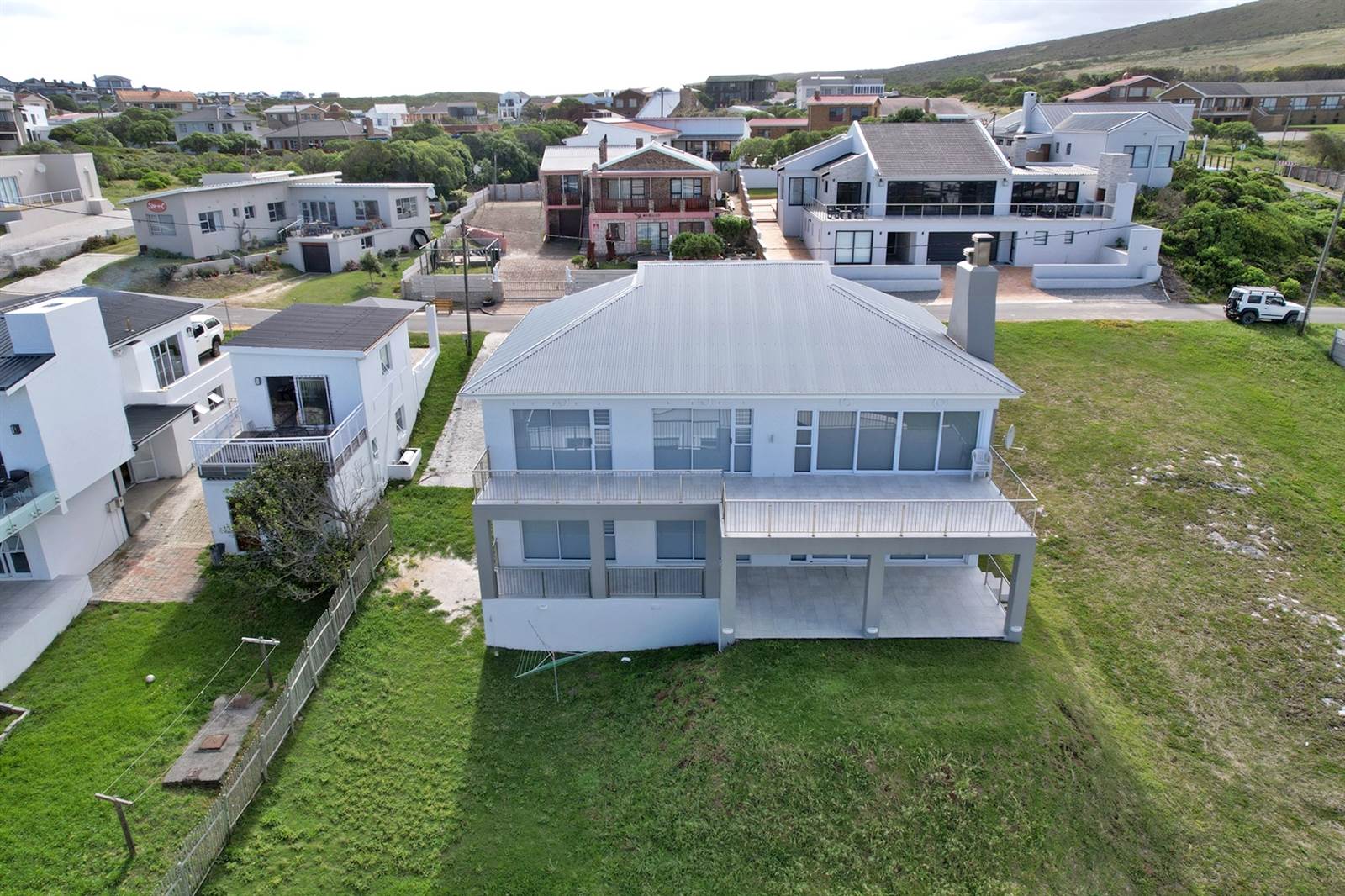 6 Bed House in Agulhas photo number 6