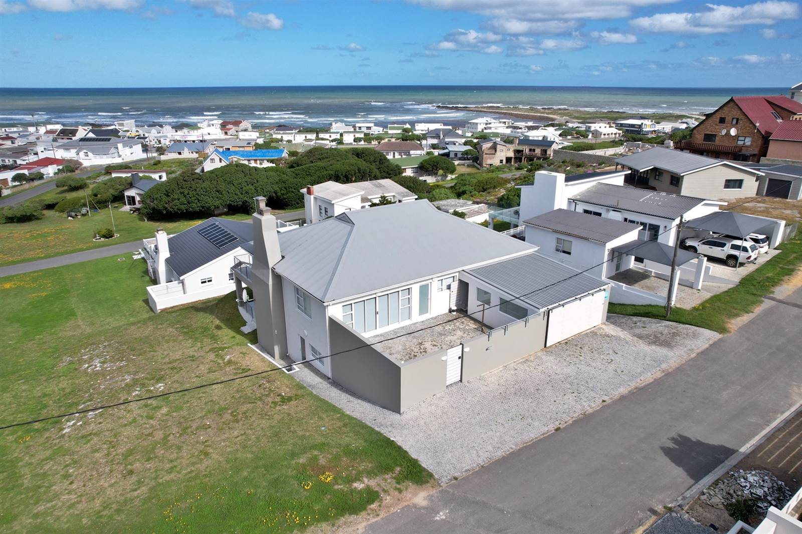 6 Bed House in Agulhas photo number 12