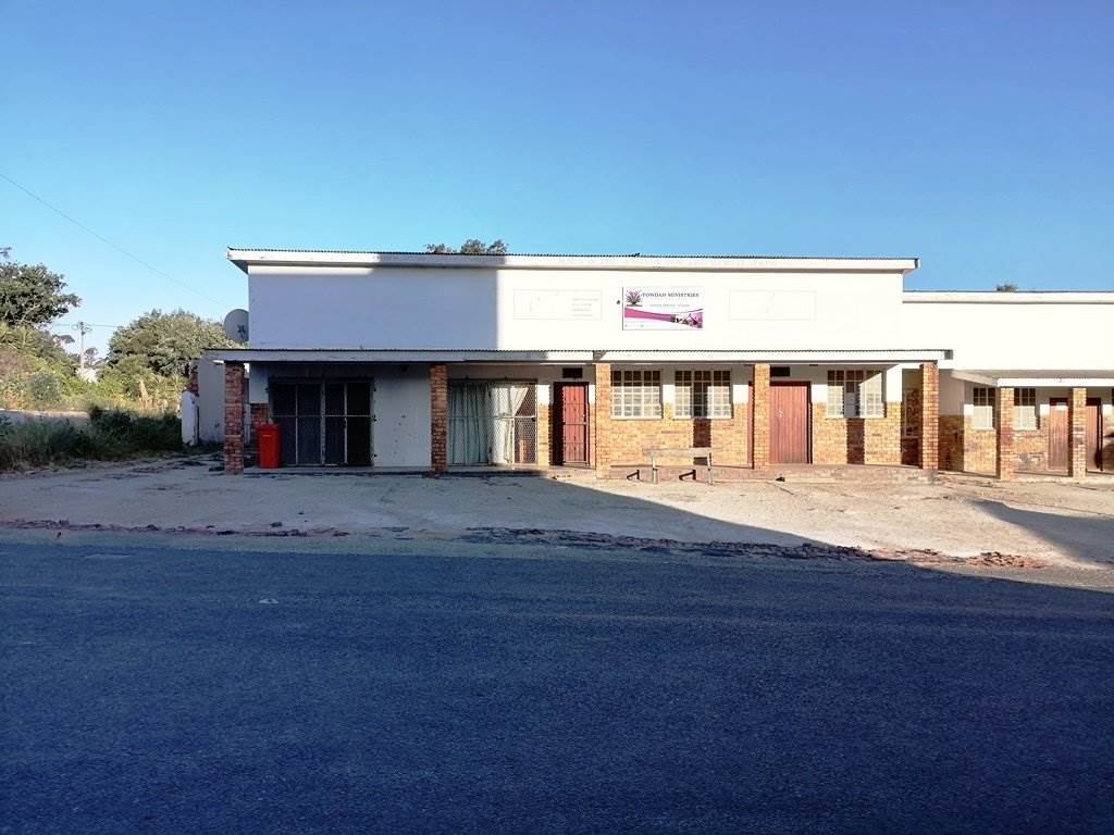 2225  m² Retail Space in Caledon photo number 2