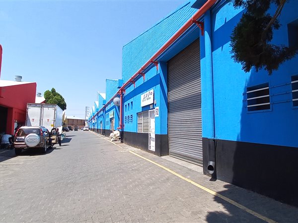 224  m² Industrial space