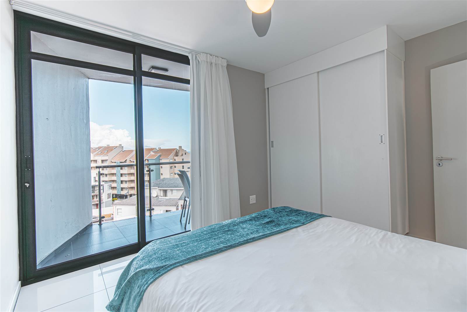 3 Bed Apartment in Waves Edge photo number 17