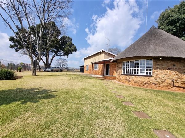 3 Bedroom House 3 Bedroom House