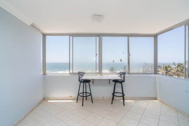 1.5 Bed Apartment in South Beach photo number 15