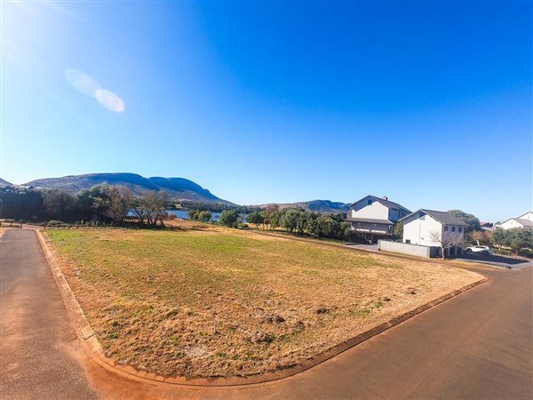 4 214 m² Land