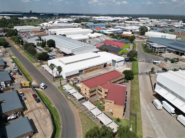 17403  m² Industrial space in Jet Park