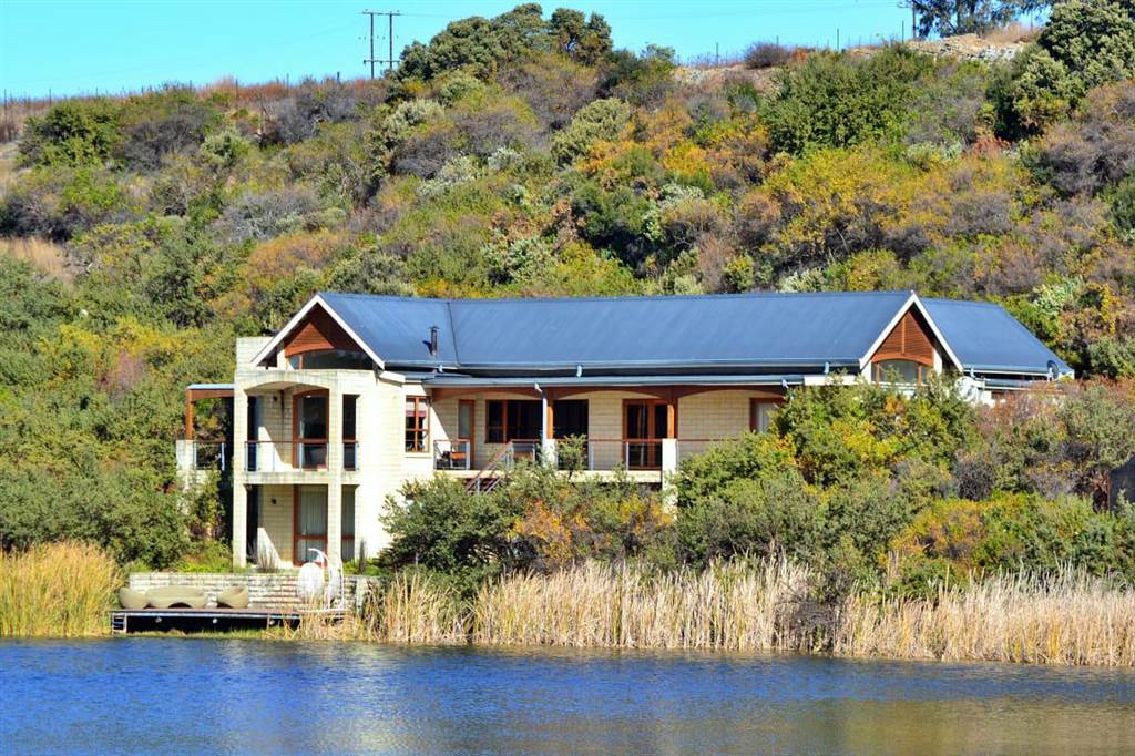 5 Bed House in Clarens photo number 3