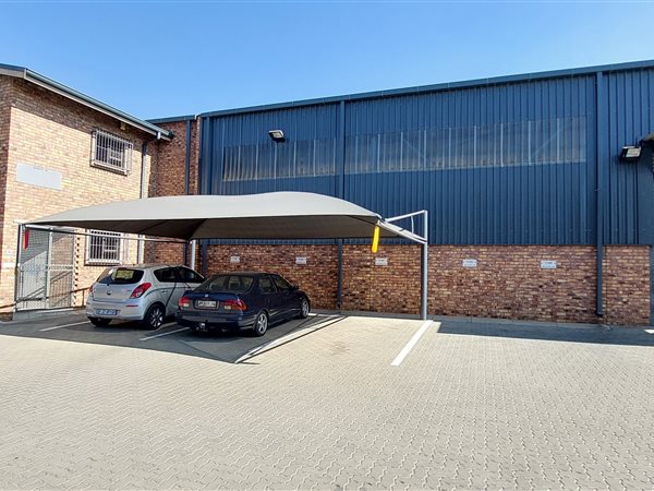 550  m² Industrial space