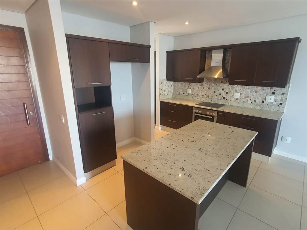 2 Bed House in Umhlanga Rocks photo number 7
