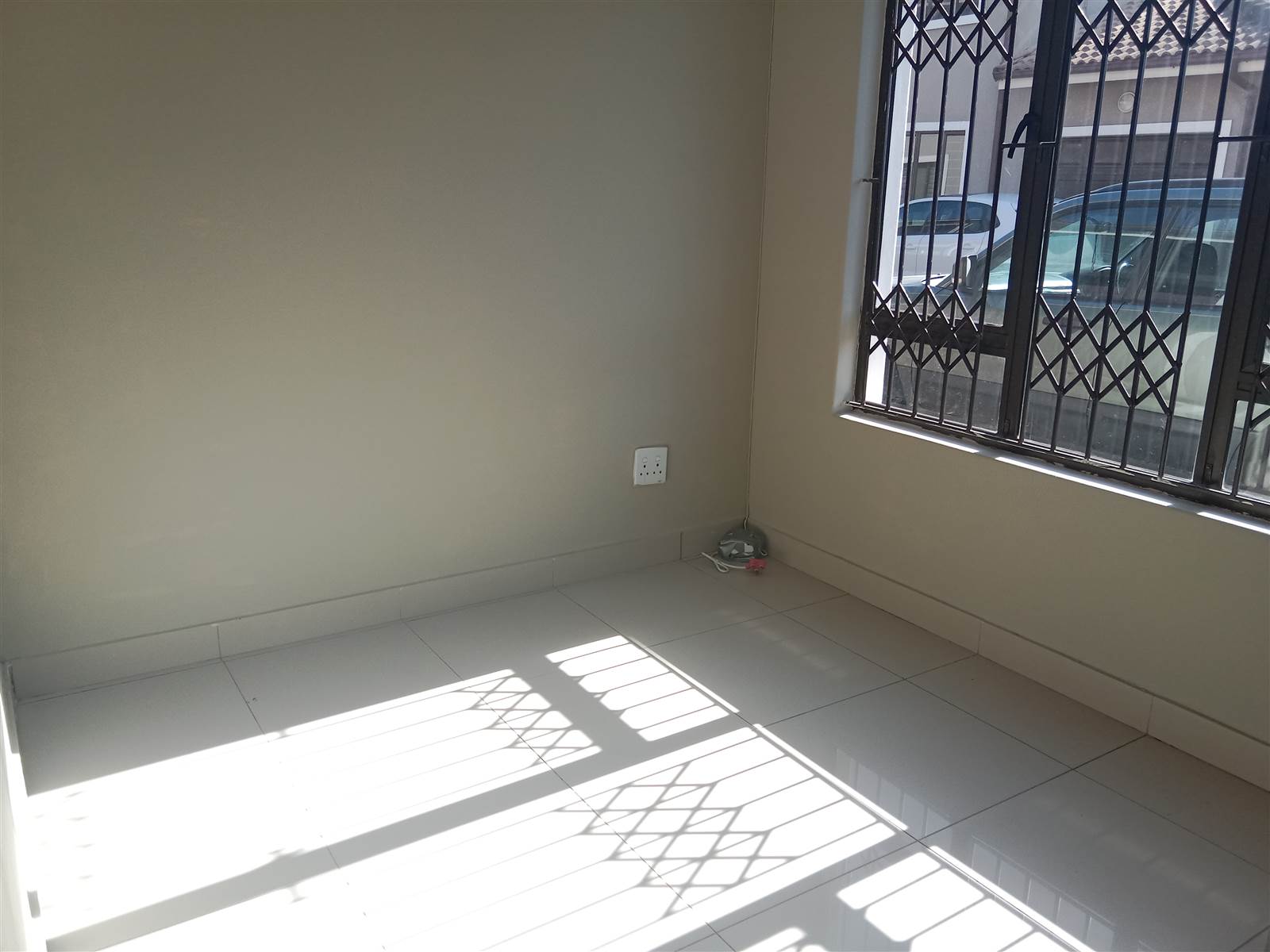 3 Bed Apartment in Winklespruit photo number 14