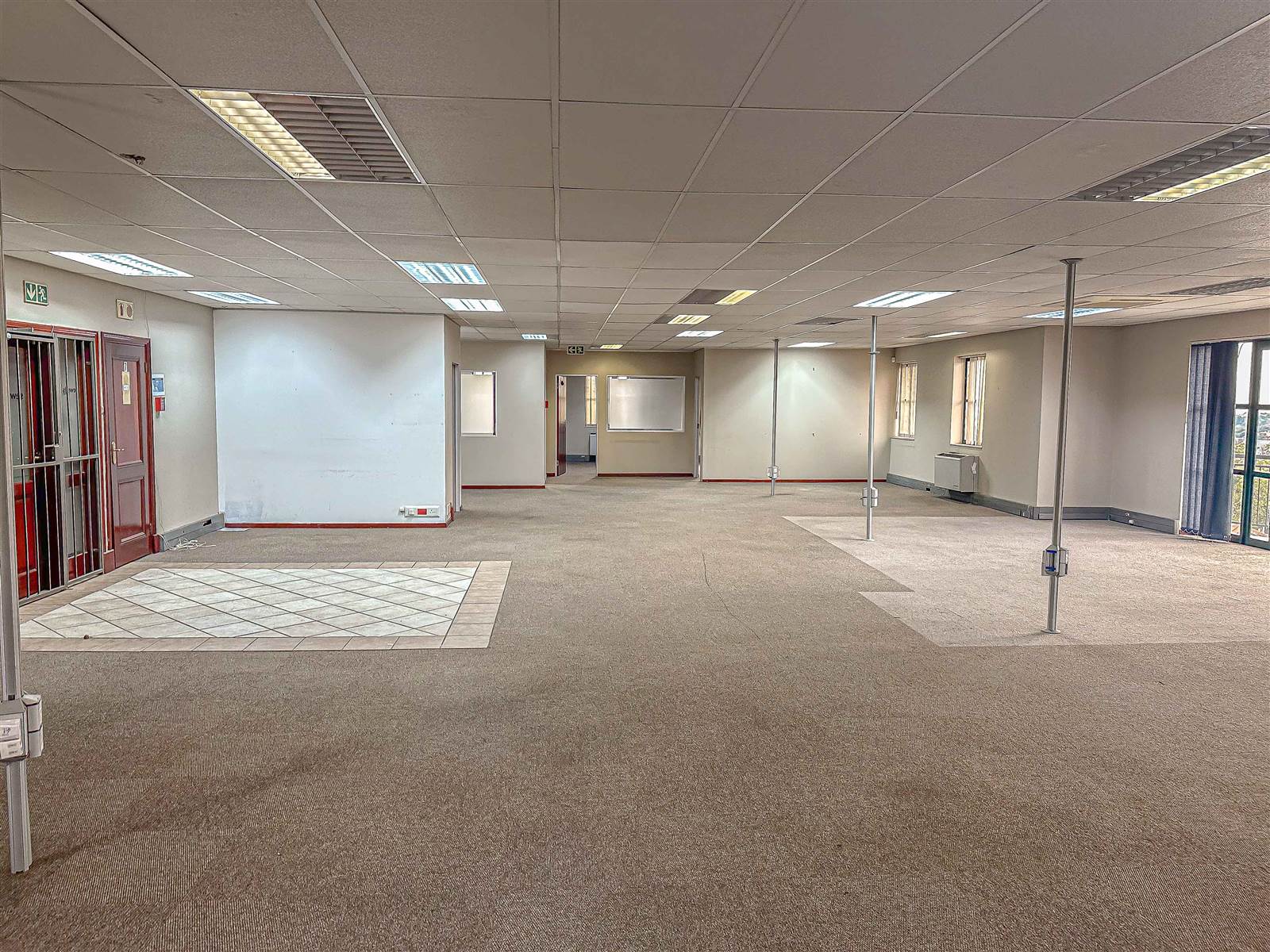 336  m² Commercial space in Bryanston photo number 8
