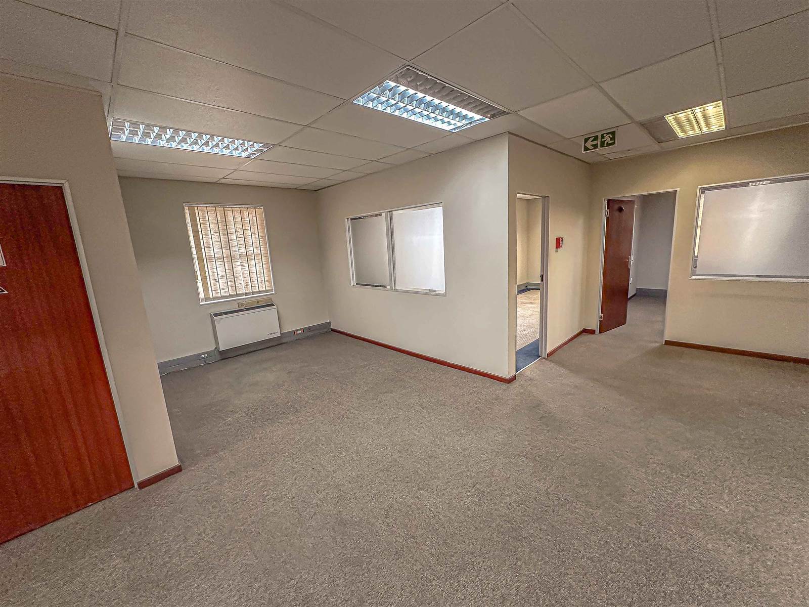 336  m² Commercial space in Bryanston photo number 11