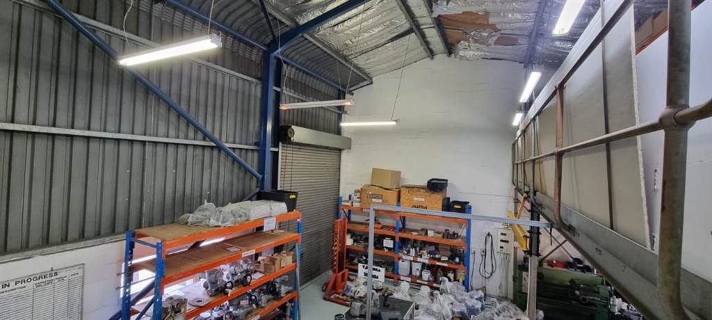 138  m² Industrial space in Westmead photo number 2