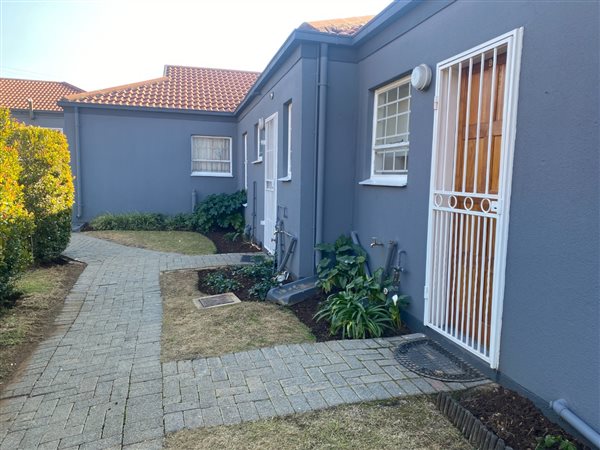 2 Bedroom Townhouse