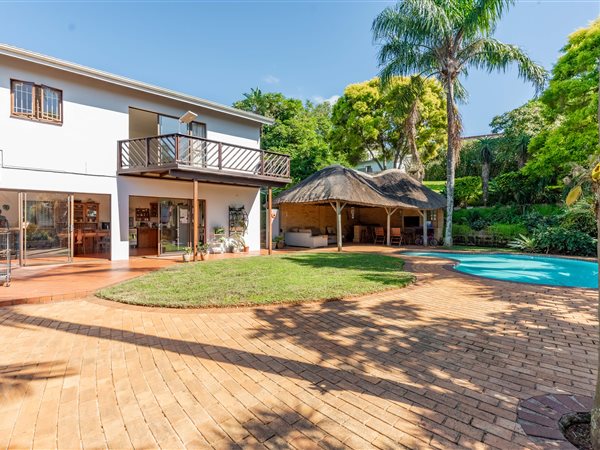 4 Bedroom House 4 Bedroom House
