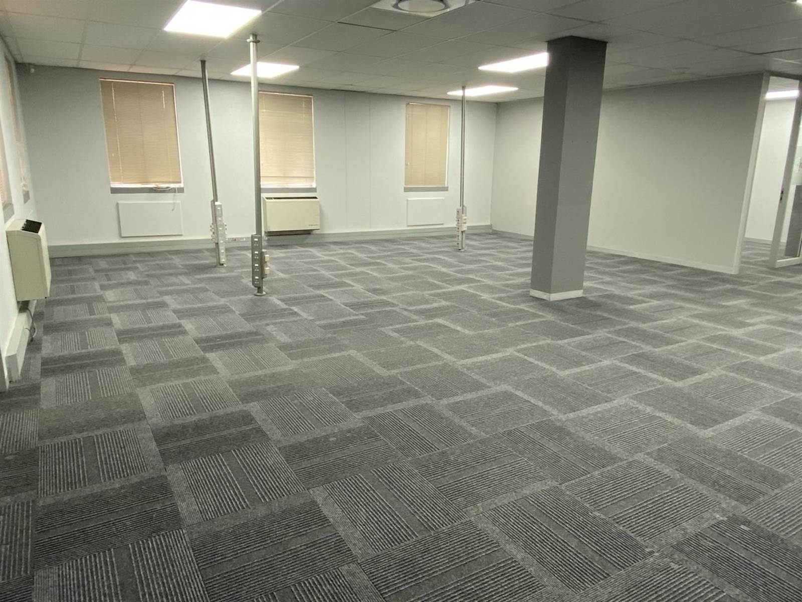 436  m² Office Space in Route 21 Business Park photo number 5