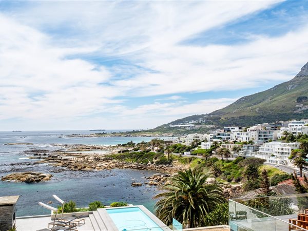 4 Bed Apartment in Camps Bay