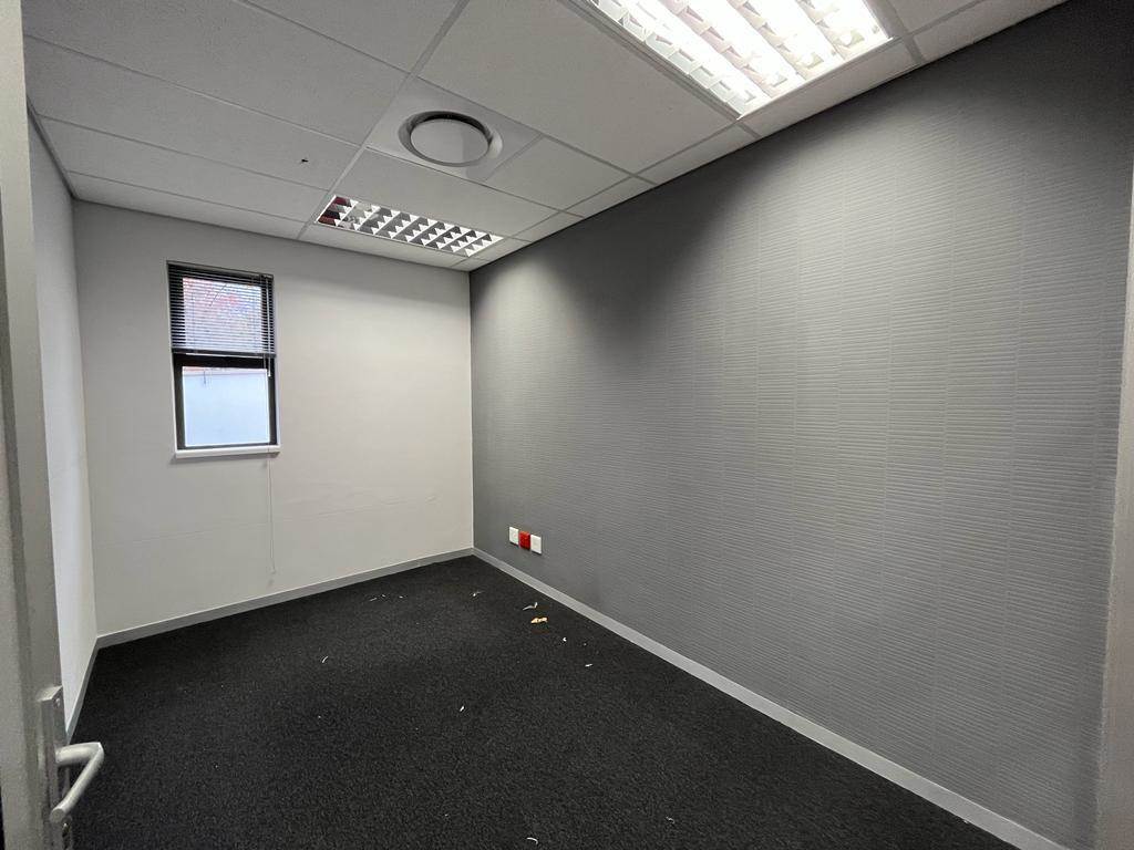 453  m² Commercial space in Bryanston photo number 15