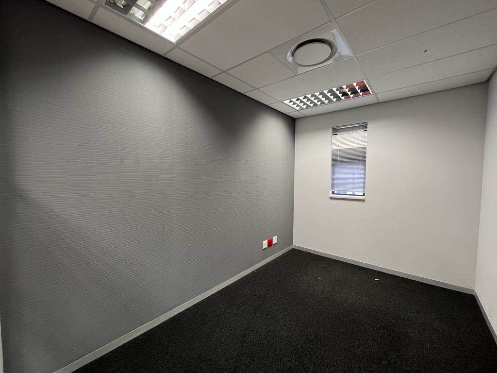 453  m² Commercial space in Bryanston photo number 18