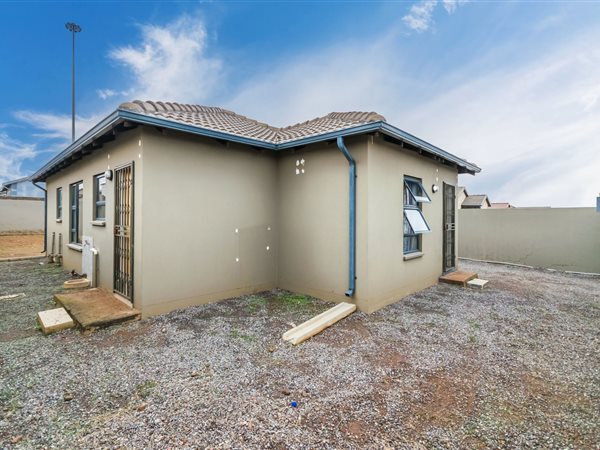3 Bedroom House 3 Bedroom House