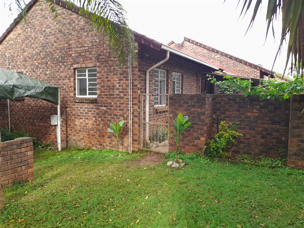 3 Bedroom Townhouse 3 Bedroom Townhouse
