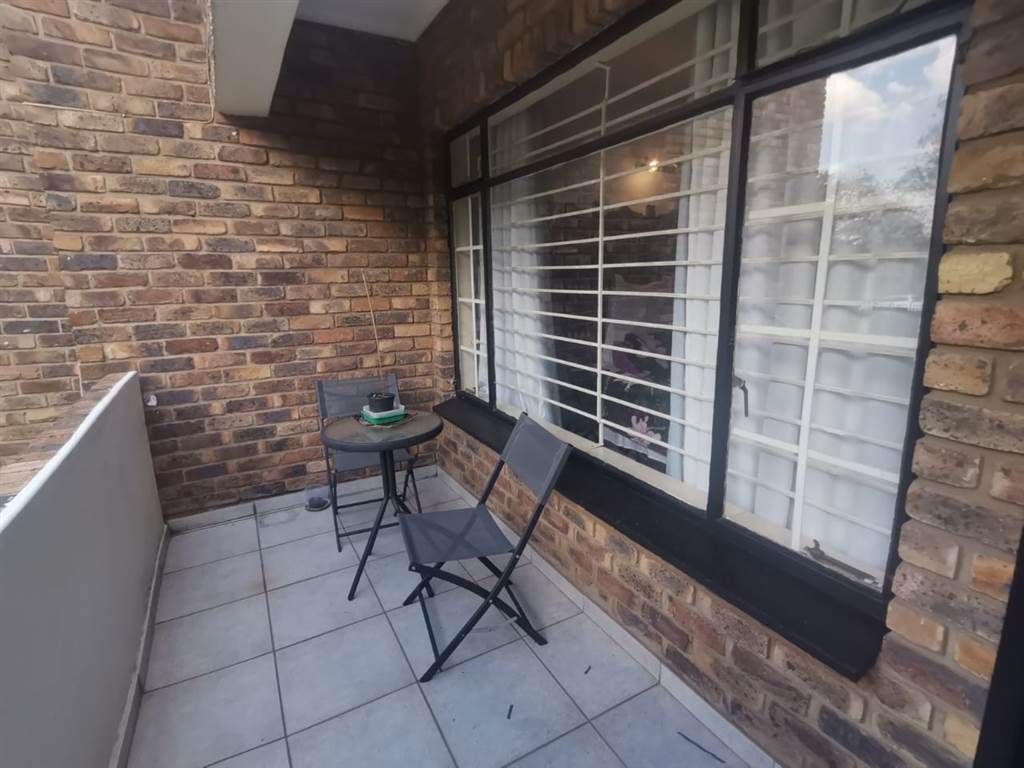 3 Bed Duplex in Edenvale photo number 14