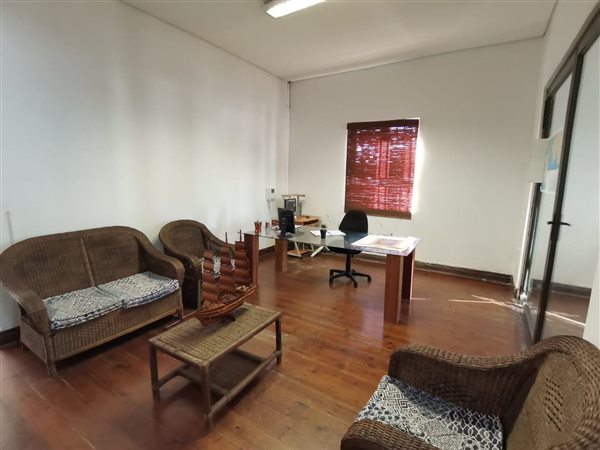 190  m² Office Space in Morningside