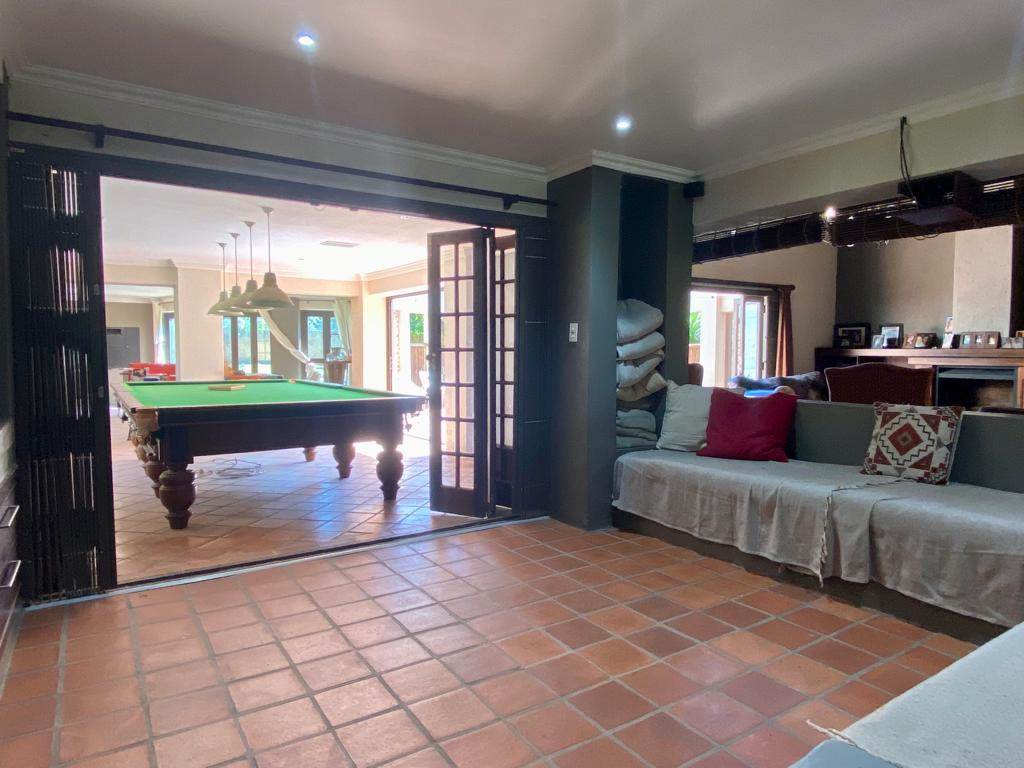 9 Bed House in Grootfontein Estate photo number 16