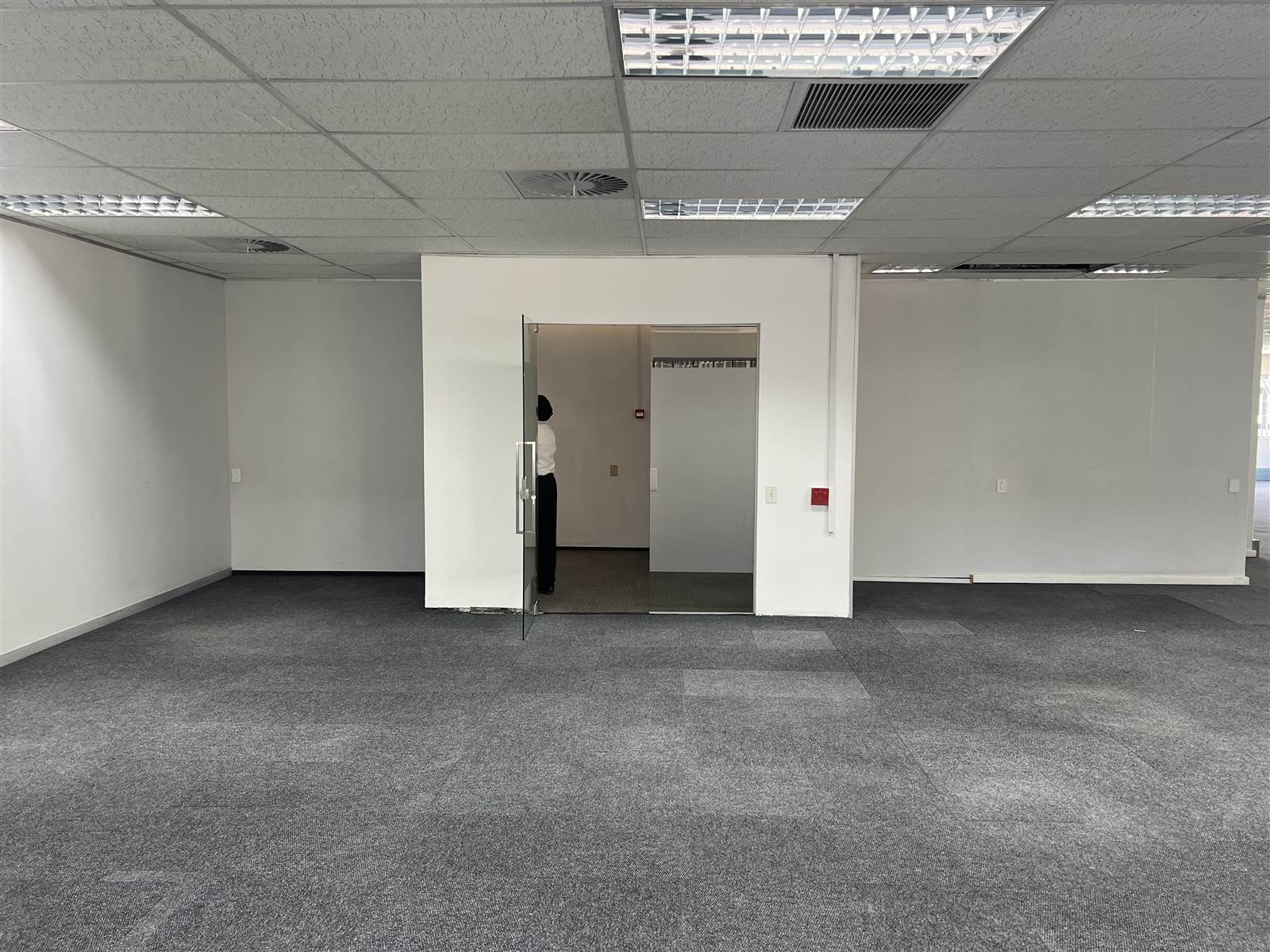 182.8  m² Commercial space in Cape Town City Centre photo number 20