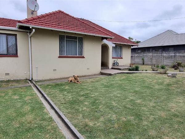 3 Bedroom House 3 Bedroom House