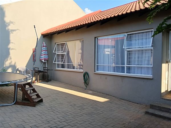 3 Bed Townhouse