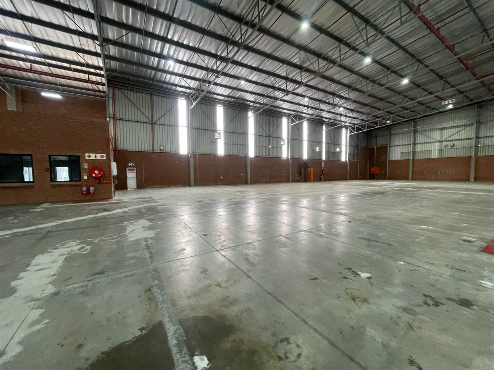 9783  m² Commercial space in Pomona photo number 5
