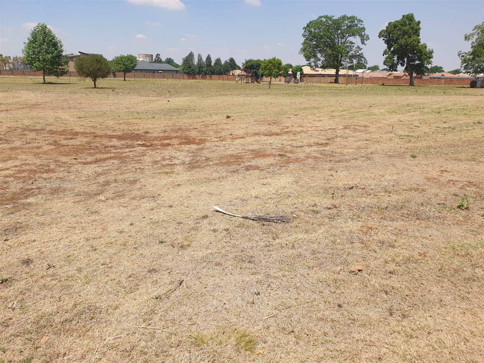 1039 m² Land available in Delmas West photo number 2