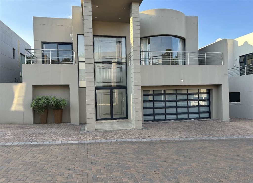 5 Bed Cluster in Rivonia photo number 1